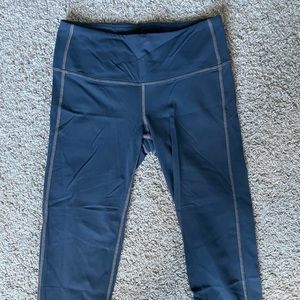 Athleta capris leggings